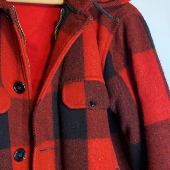Vintage Johnson Mens Red Black Plaid Wool Hunting Jacket With Hood Multiple Pock - Picture 2 of 14